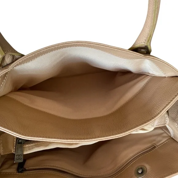 CHANEL Cerf Tote Beige - Picture 6 of 12